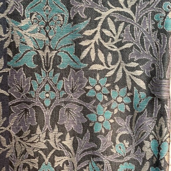 NWT Jacquard Shawl | Metropolitan Museum of Art - Picture 4 of 6